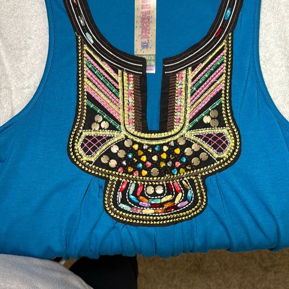 Fresh Brewed Blue Embellished Pleated Tank Top - Picture 4 of 9